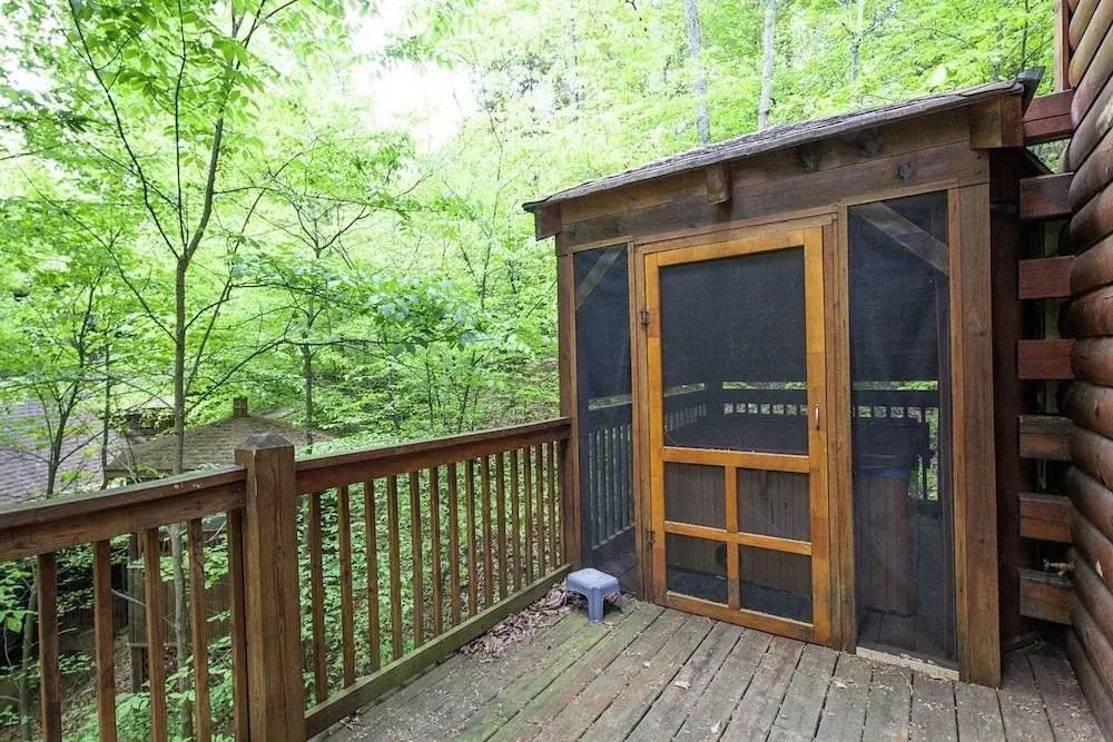 Bear Right Inn by Heritage Cabin Rentals