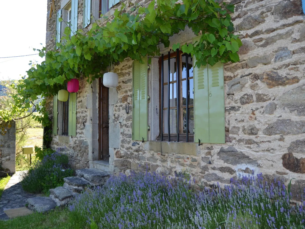 Retreat in Villeneuve-d'Allier