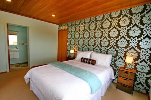 Absolute Beachview B & B