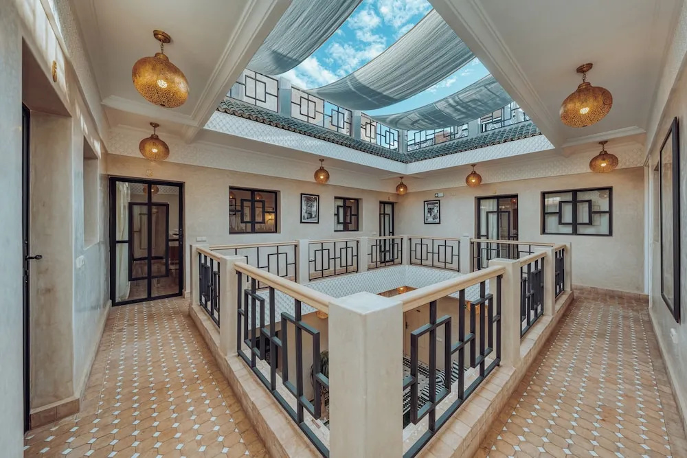 Riad Valentine