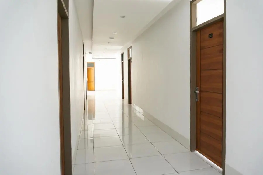 RedDoorz Plus @ Ende City Center