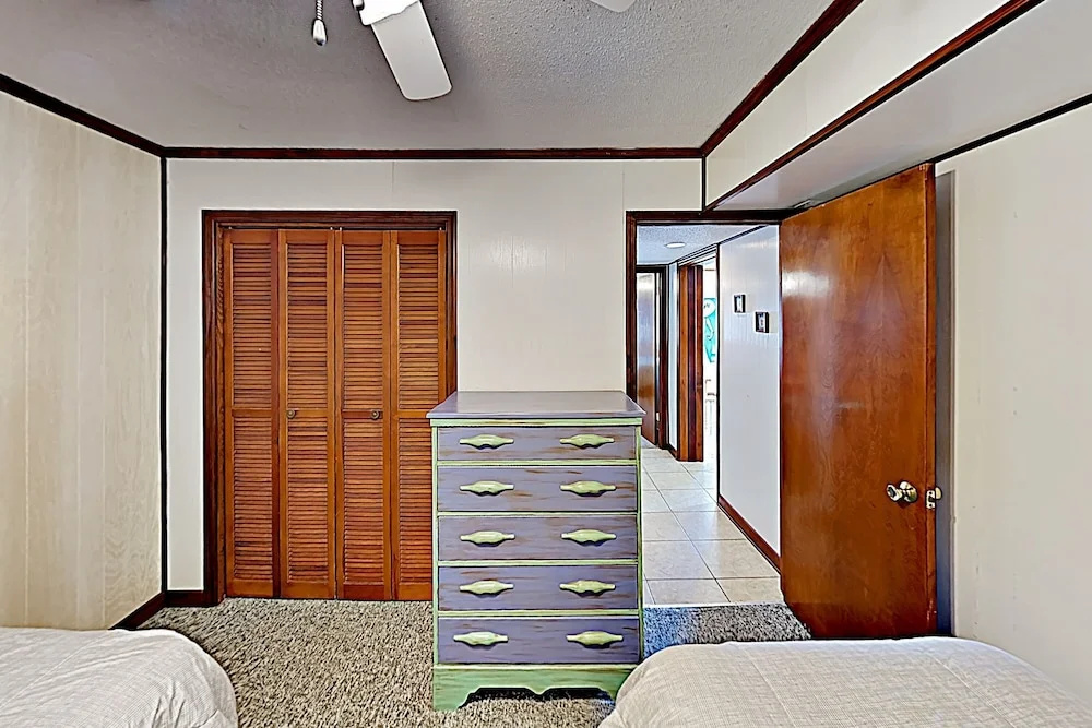 Oceanfront Condo w/ Pool - Steps to the Sand! condo