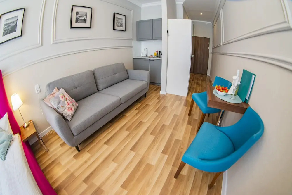 HolidayHomePL Aparthotel z balkonem przy plaży