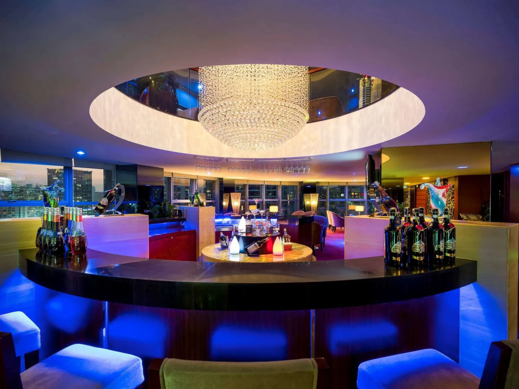 Grand Mercure Xiamen Downtown-Free Welcome Fruit & Metro Station