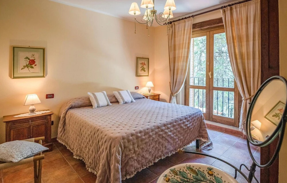 Stunning Home in Massa Marittima With Wifi and 6 Bedrooms
