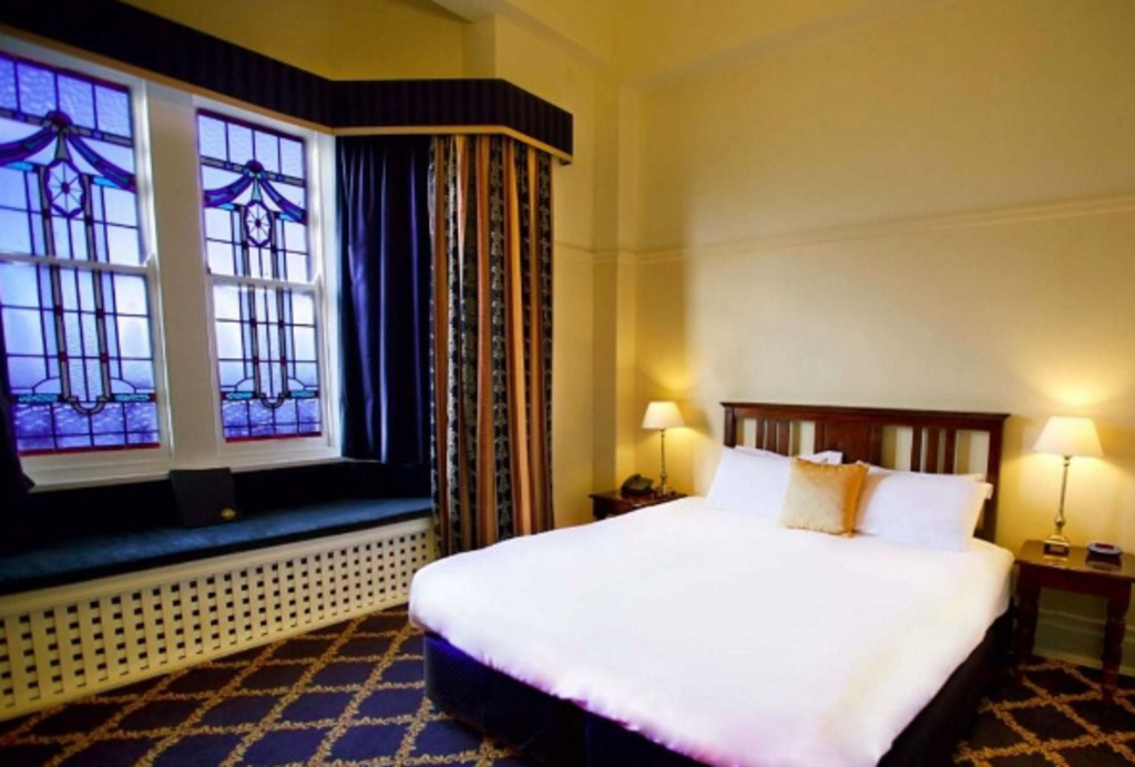 Carrington Hotel