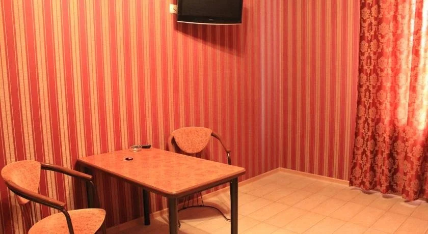 Hotel Raduga