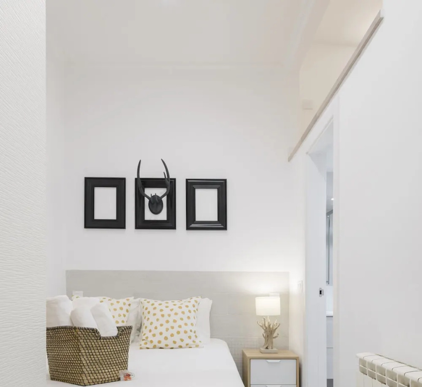 Charming Circo Price