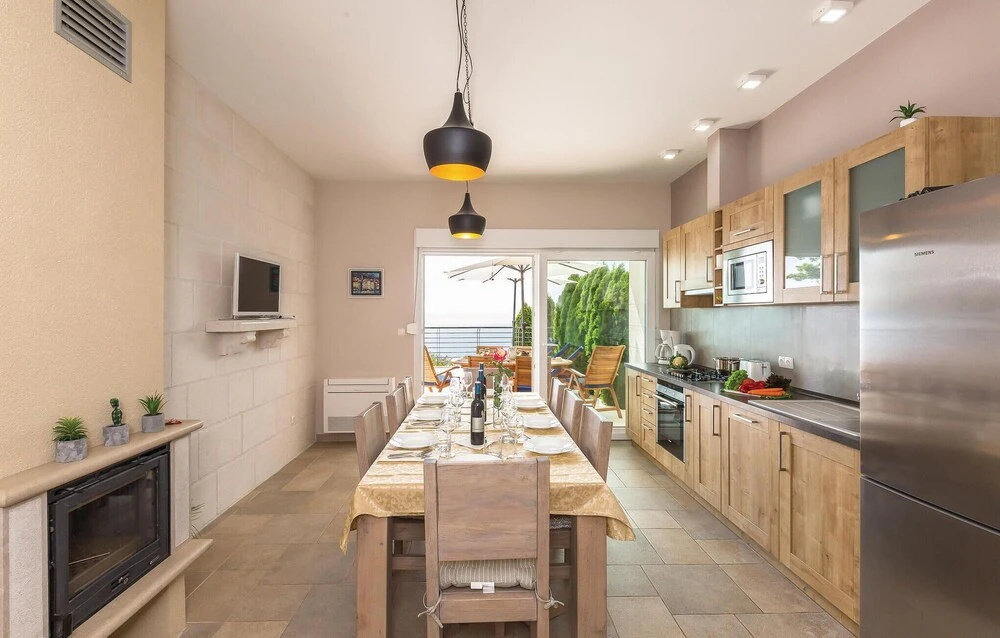 Gorgeous Home In Veliko Brdo