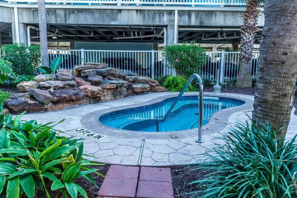 Sandy Toes 1 Bedroom Condo