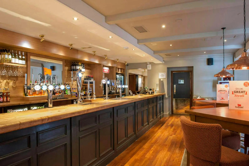 Premier Inn Worcester (M5, Jct 6)