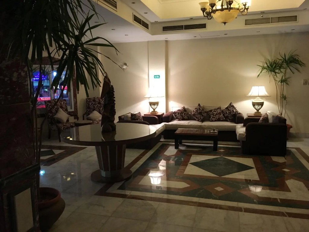 Le Mirage New Tiran