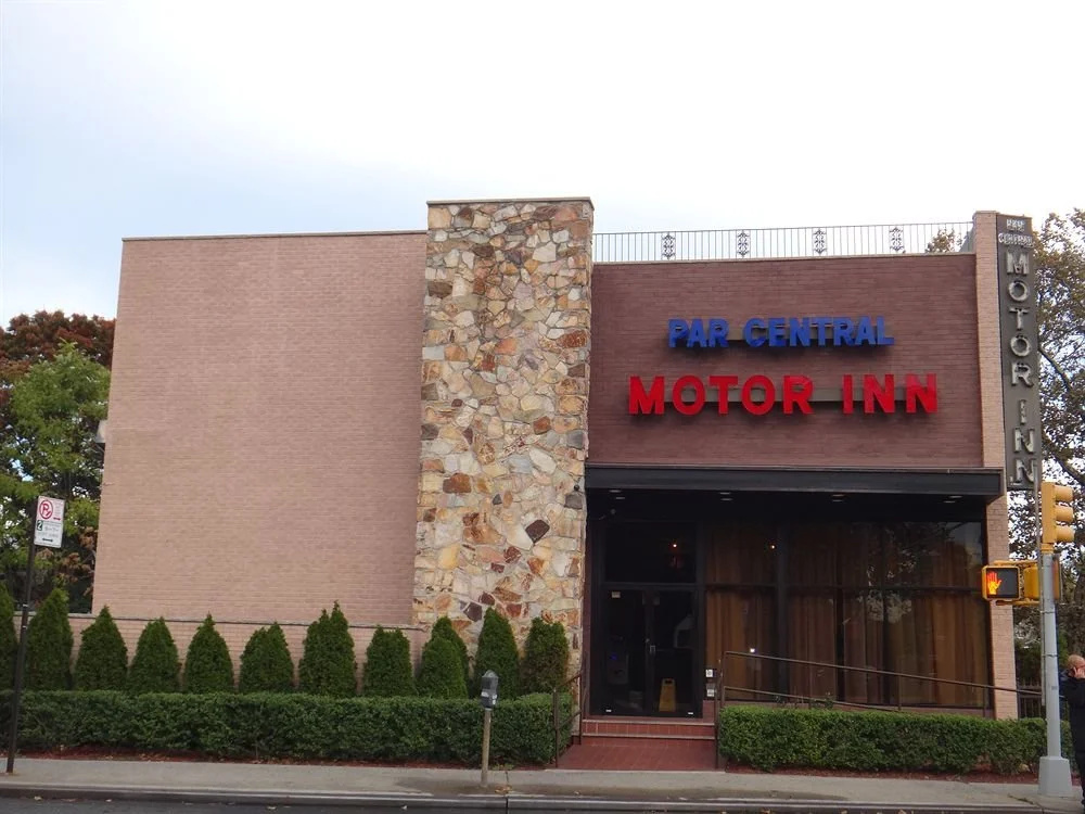 Par Central Motor Inn