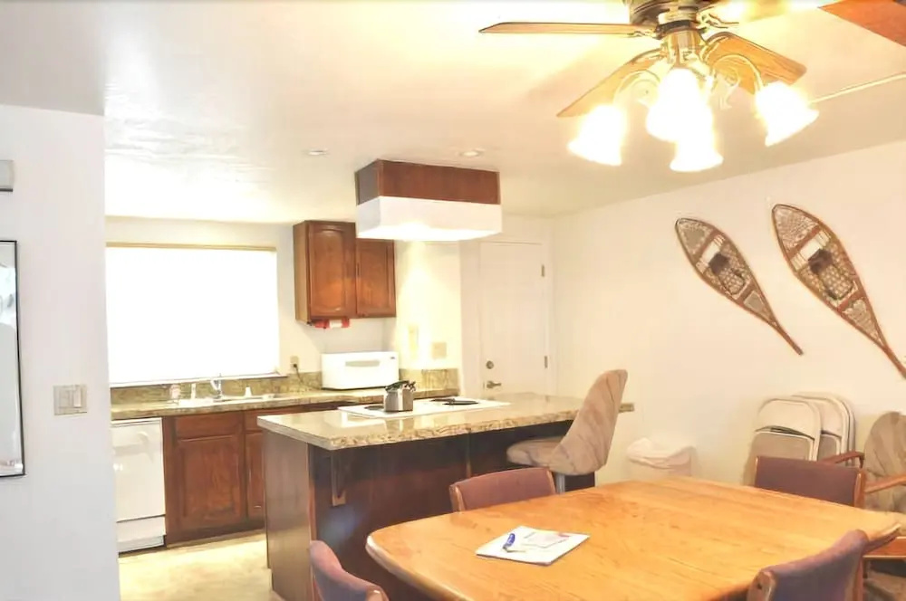 Mammoth Sierra Townhomes #14