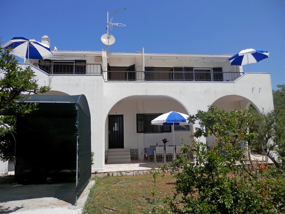 Apartments Zivana