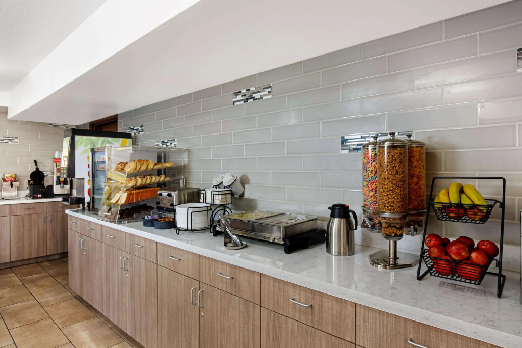 La Quinta by Wyndham Las Vegas RedRock/Summerlin