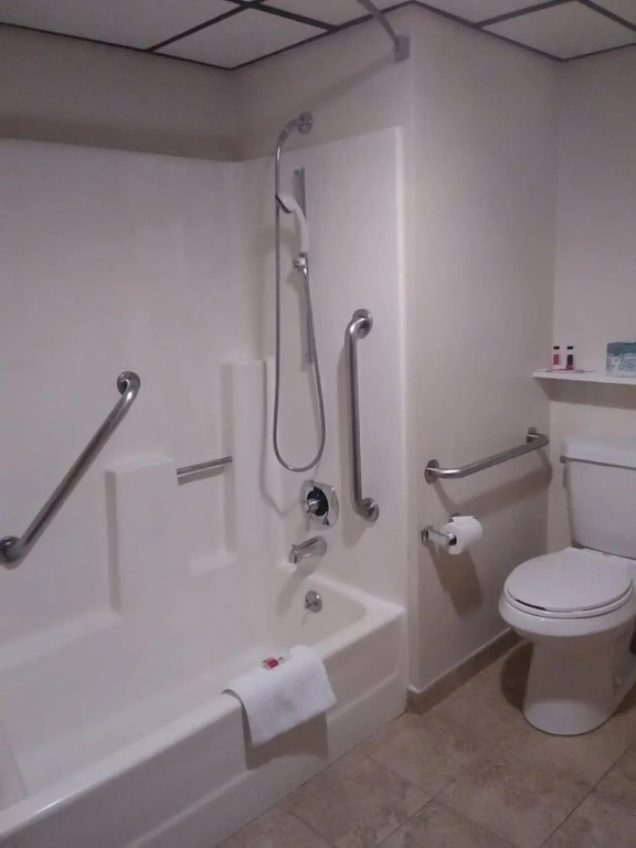 Travelodge by Wyndham Loveland/Fort Collins Area
