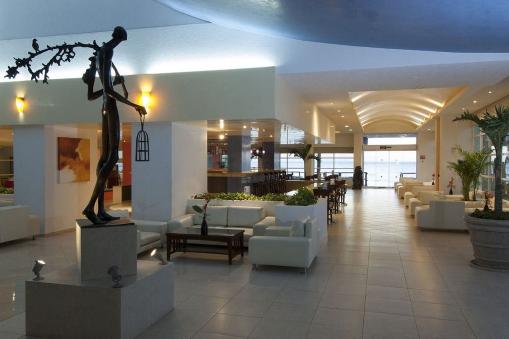 Oleo Cancun Playa All Inclusive Resort