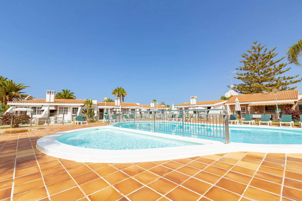 Vista Verde - Adults Only