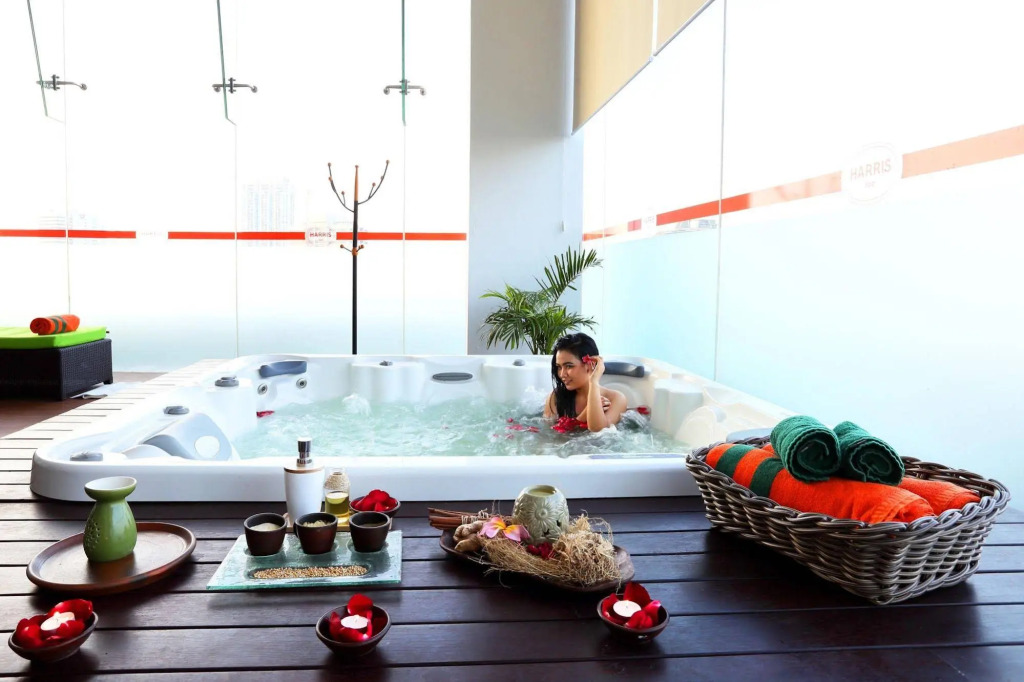 HARRIS Hotel & Conventions Gubeng