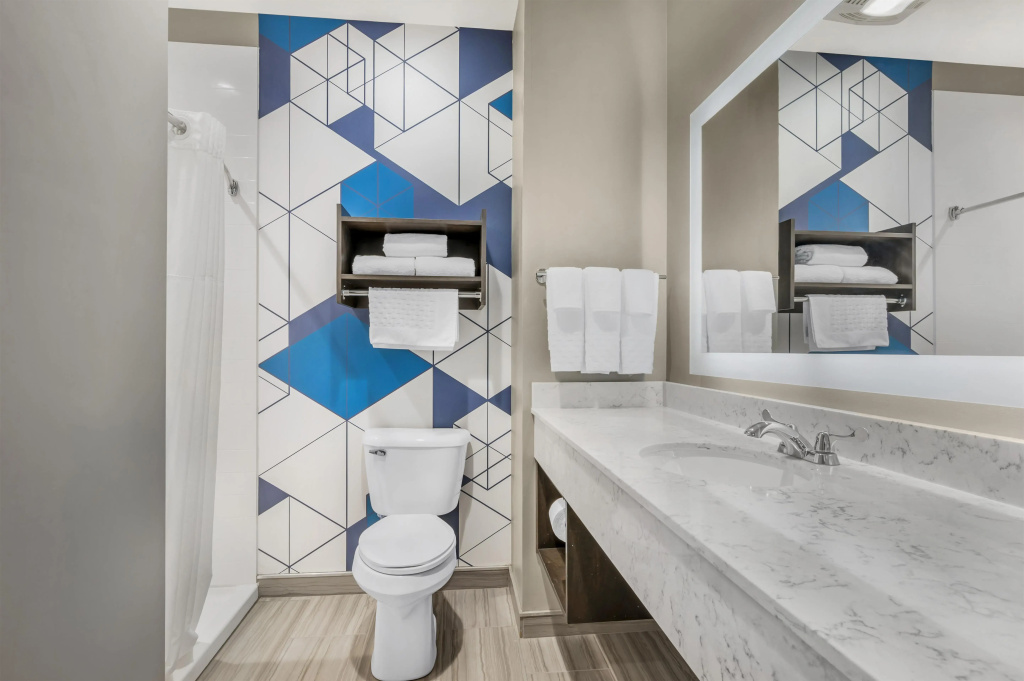 Best Western Plus Parkside Inn & Suites