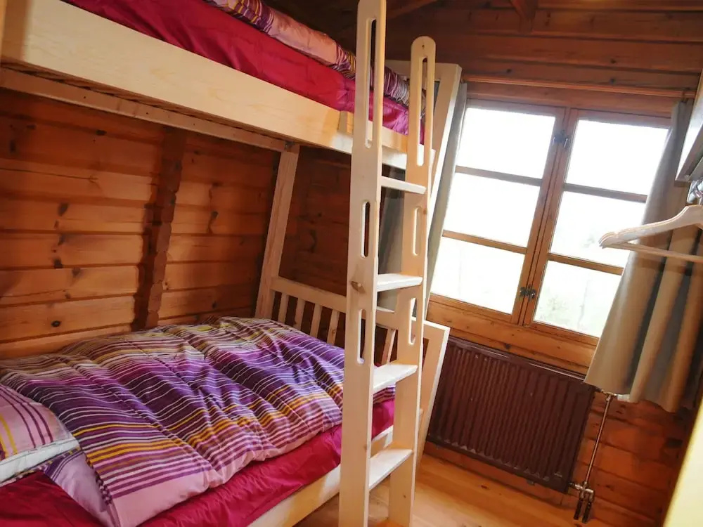 Traditional Chalet with Sauna, Spa Tub, & Relaxation Space near La Roche