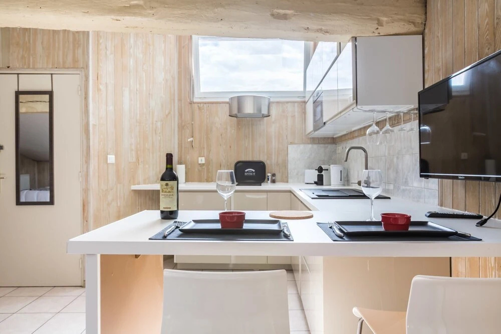 Lovely Attic Studio in Capucins