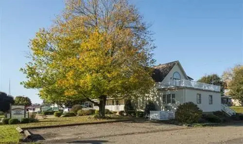The Carriage House