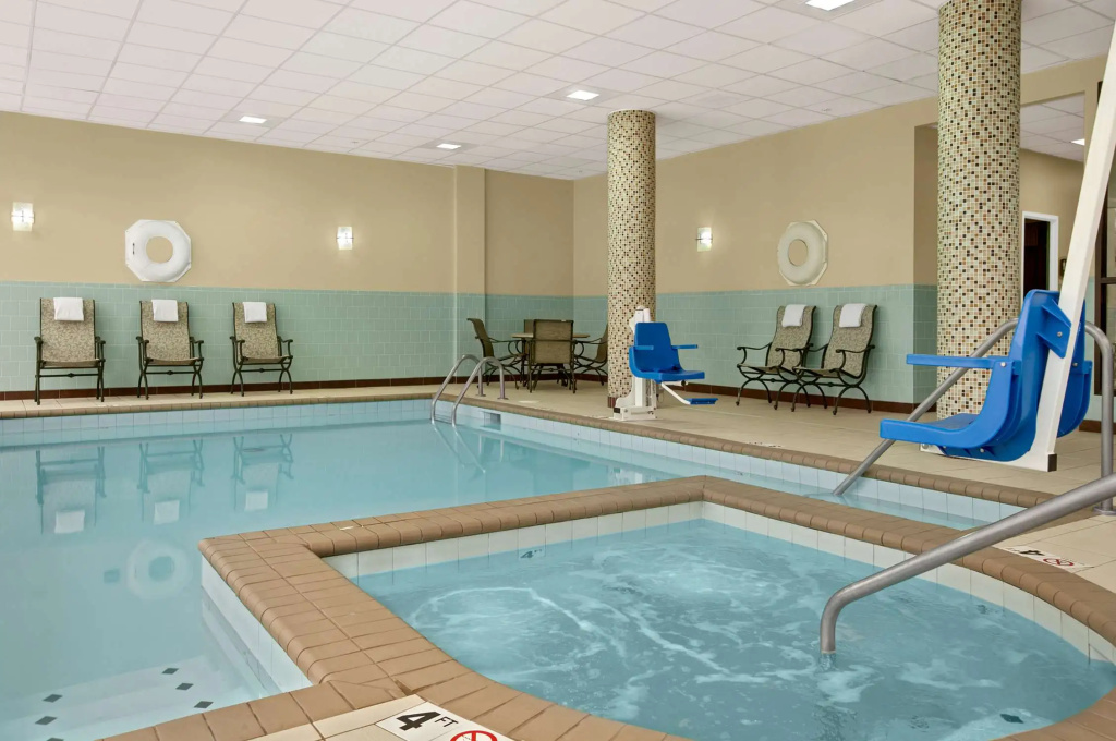 Embassy Suites by Hilton Kansas City Overland Park