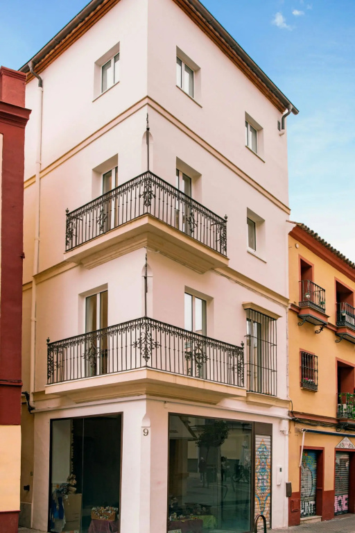 Centrical Apartment with Modern Design. Feria II