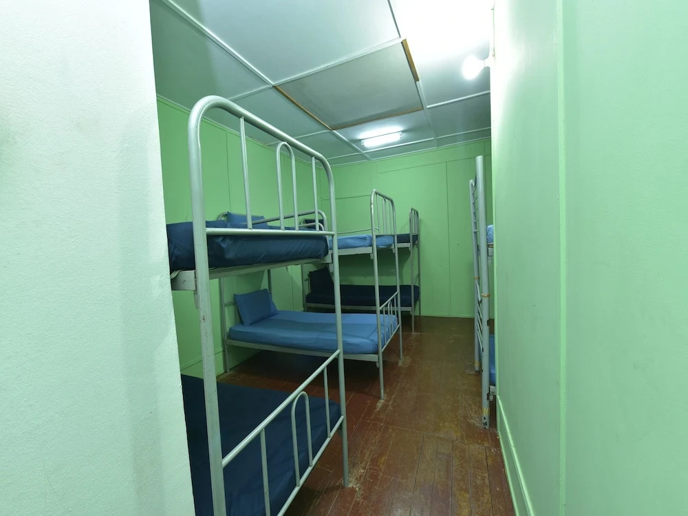 Spot On 90619 Mahseer Hostel