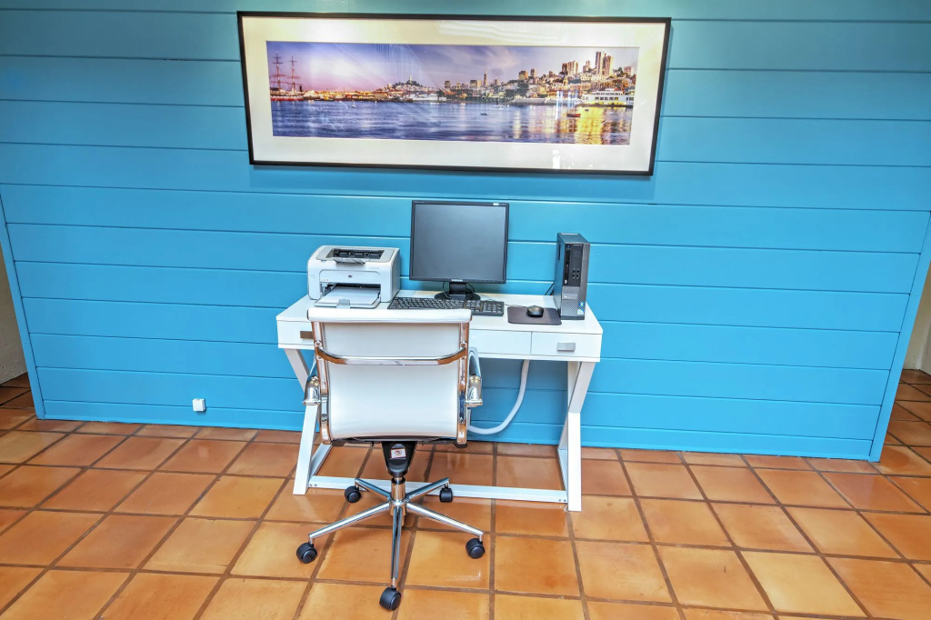 The Suites at Fisherman's Wharf