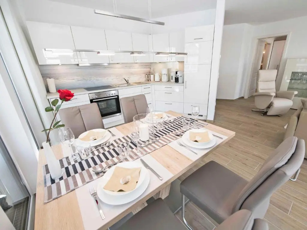 Villa Louisa in Sellin - WG 39 mit Balkon, strandnah