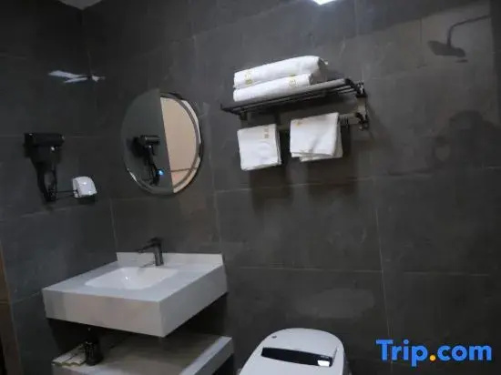 Litang Yutuocang Hotel