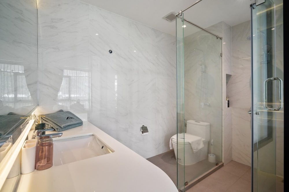 Wyndham Gardens 1320 Studio, 1m From Naithon Beach