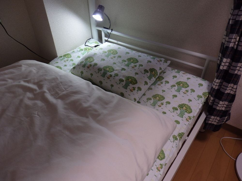 Backpacker's Mini House