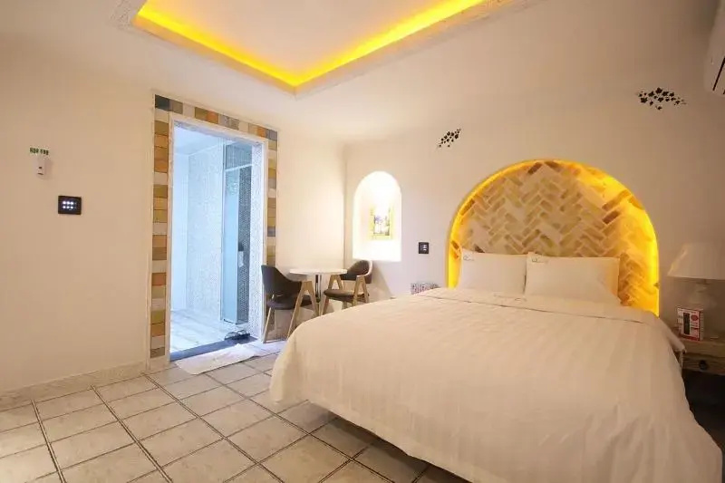 Gimje Q Drive Self Check-in Motel