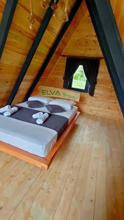 Ekakta bungalov