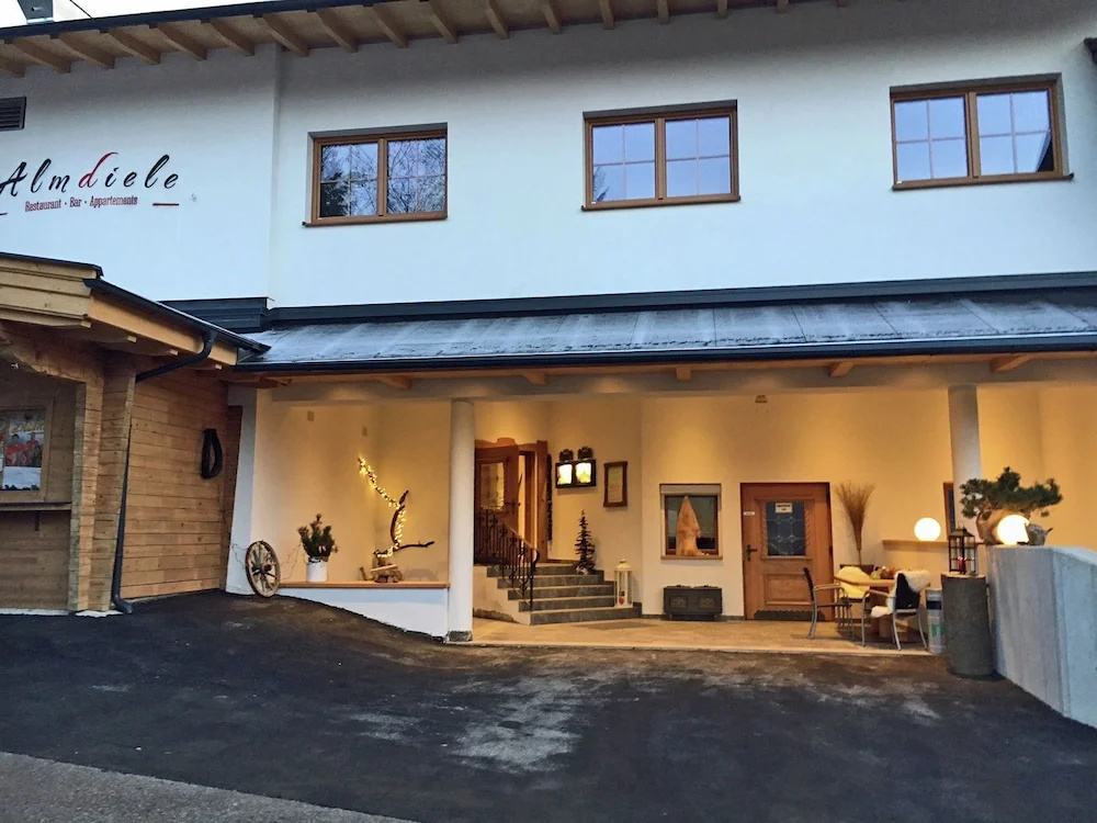 Hilltop Apartment in Hart im Zillertal near Ski Area