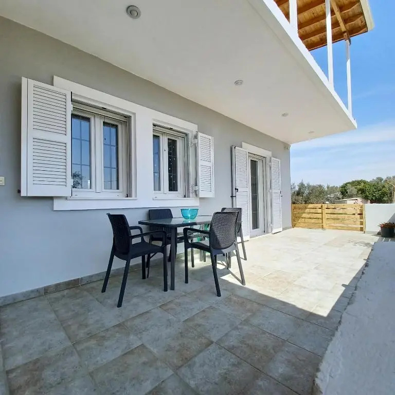 Eleonas Apartment 1, Lygia