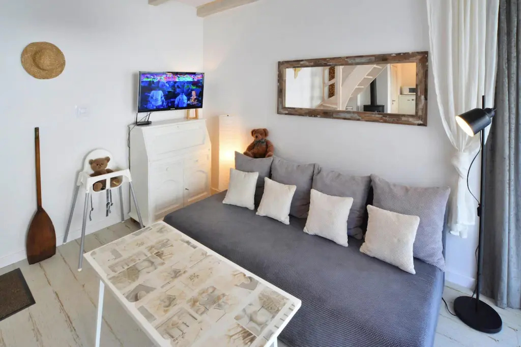 Holiday Home in Rusinowo near Quiet Beach