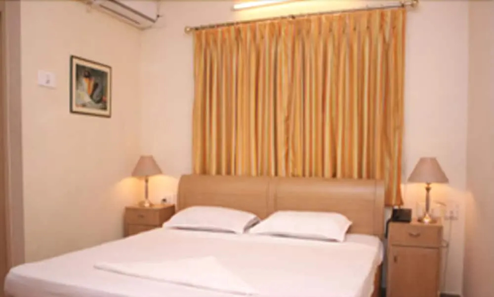 Gemini Inn