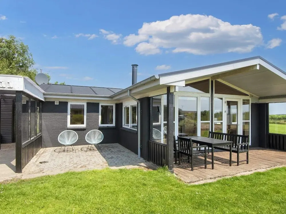 6 Person Holiday Home in Ringkobing