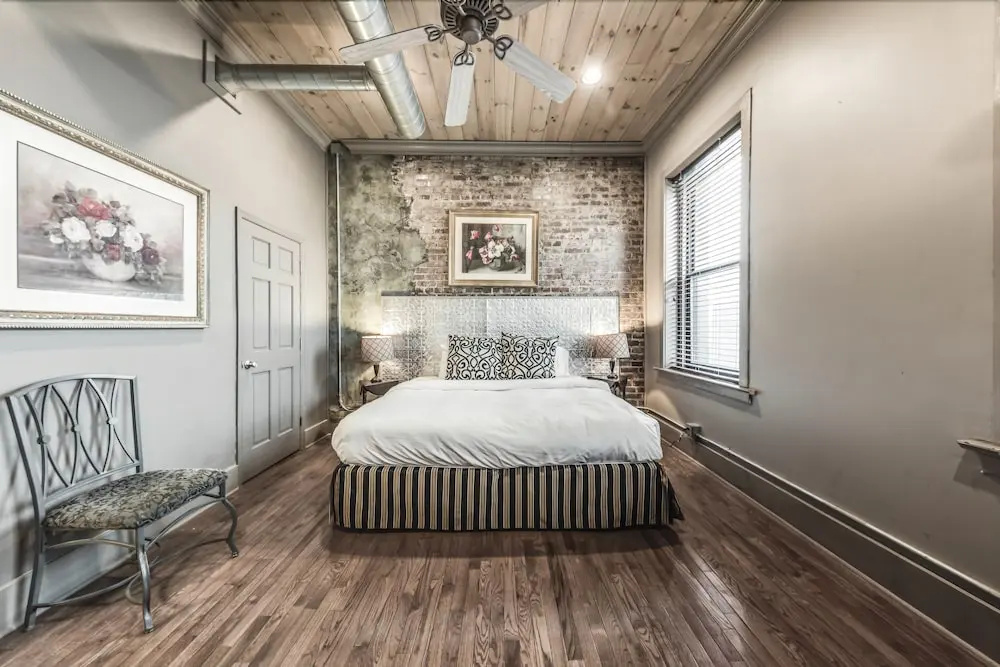 Cook Loft