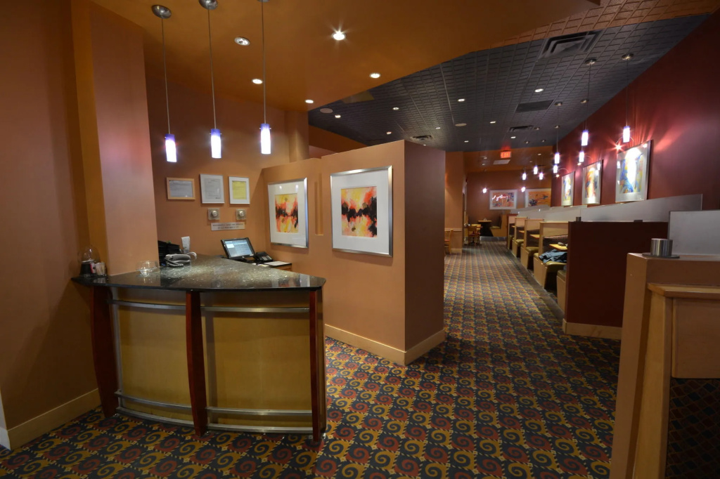 iHOTEL & Conference Centre Red Deer