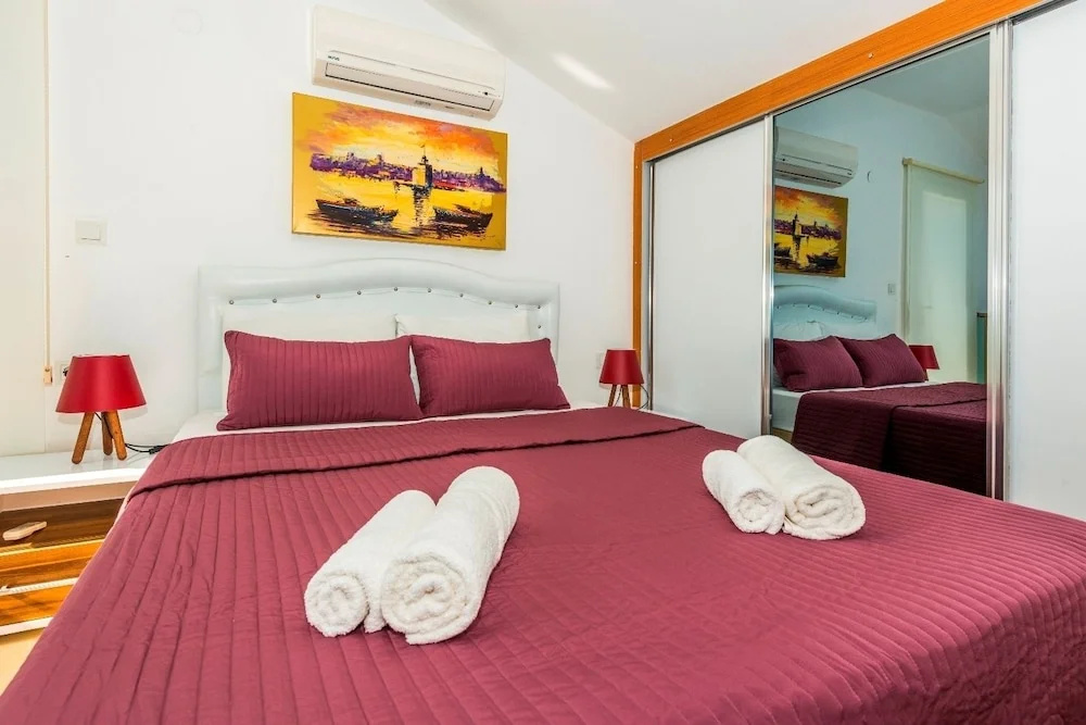 Pinara Residence One Bedroom 2