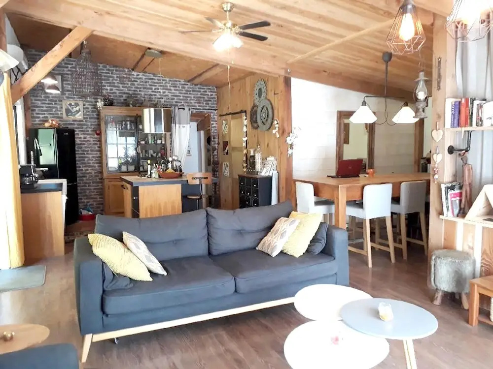 Chalet with 3 Bedrooms in Roquemaure, with Private Pool, Enclosed Garden And Wifi
