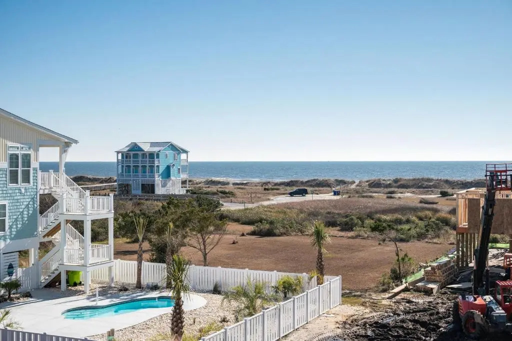 Oki Dokey by Oak Island Accommodations