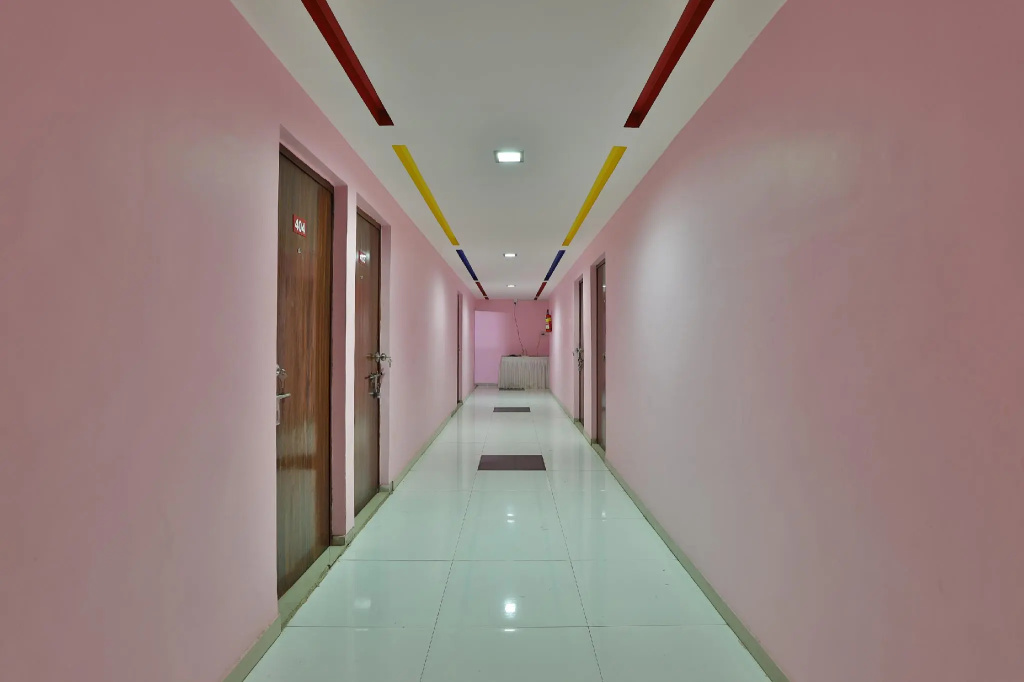 OYO 46776 Radhesh Banquet Hall And Rooms