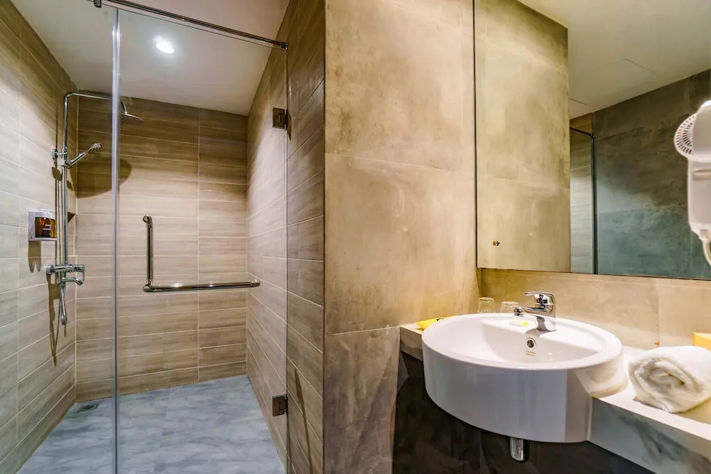 Yello Hotel Harbour Bay